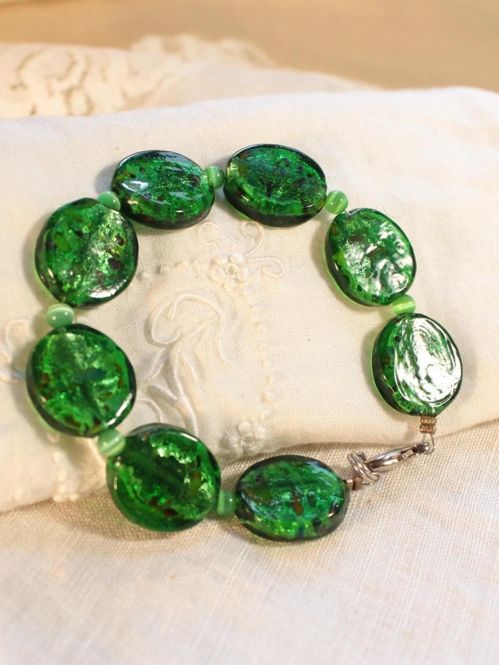 Chunky Y2K Emerald Green Glass Bead Statement Bracelet Retro